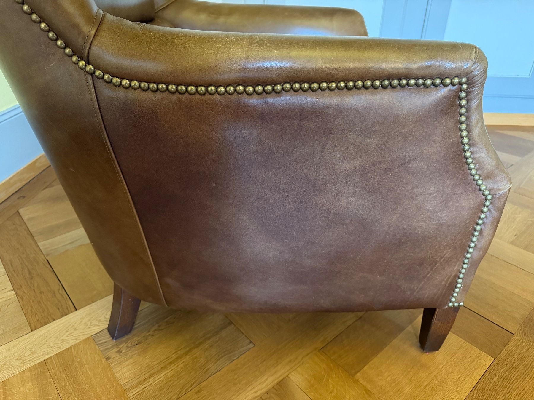 Poltrone: 2 Ledersessel mit 1 Hocker, Vintage Look – Usato da Bern venduto da Pesche_Bern 8