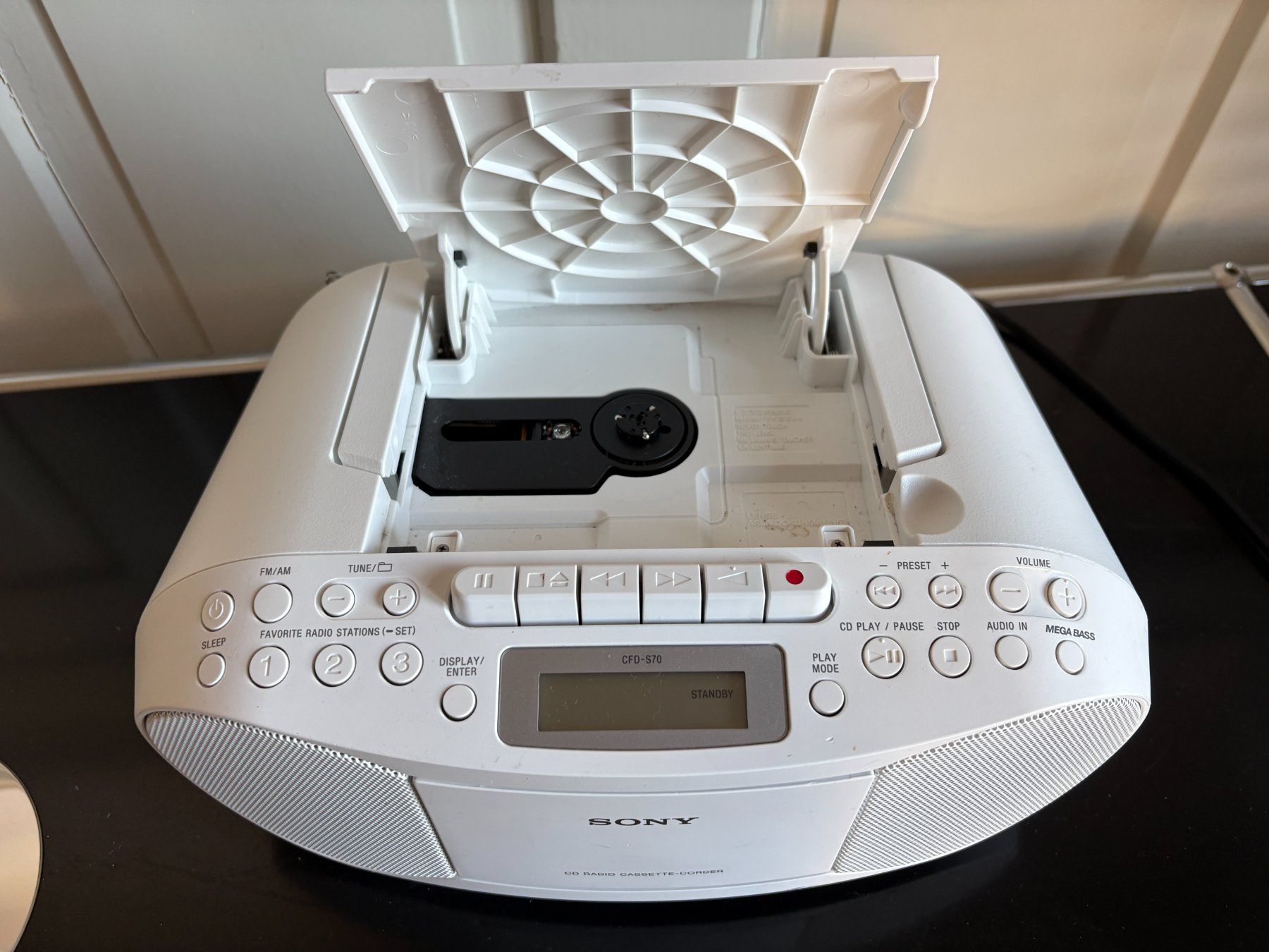 Sony Lettore multimediale portatile: Sony CFD-S70 Kassetten- & CD-Player – Usato da Zürich venduto da Malf_007 3