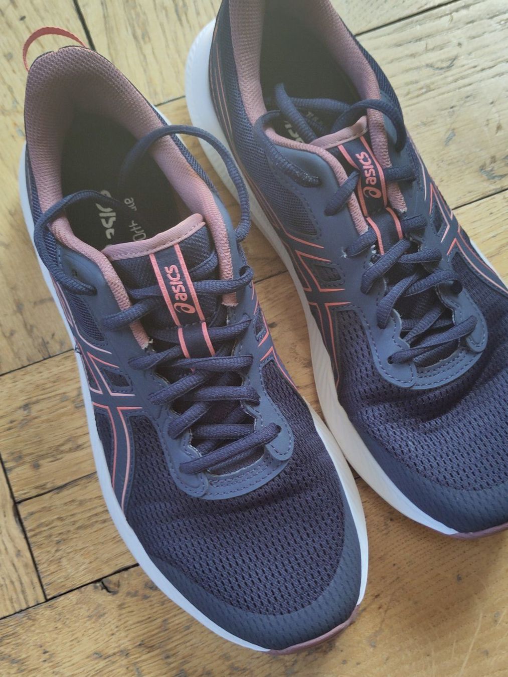 Asics Scarpe da donna: ASICS JOLT 5, Damen, Grösse 41.5 – Nuovo (secondo la descrizione) da Zürich venduto da Wipqueen