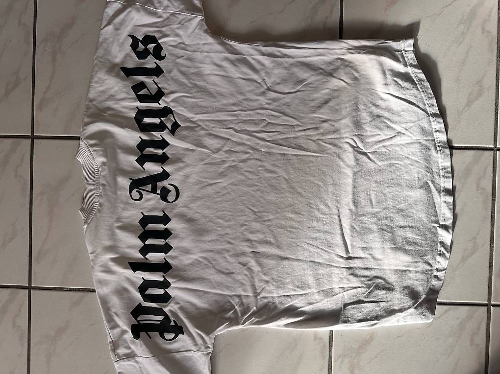 Palm Angels T-Shirts: Palm Angel T-Shirt Grösse S – Gebraucht aus Widnau von dom_d8nm 1