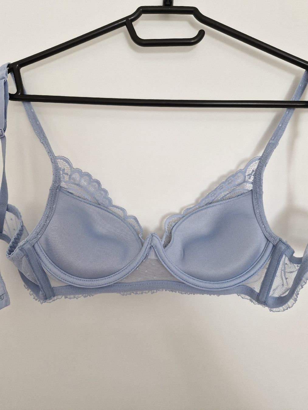 Tezenis Altra biancheria intima: Hübscher, hellblauer BH mit Spitze, Grösse 70B – Nuovo (secondo la descrizione) da Maienfeld venduto da Bounty2016 2