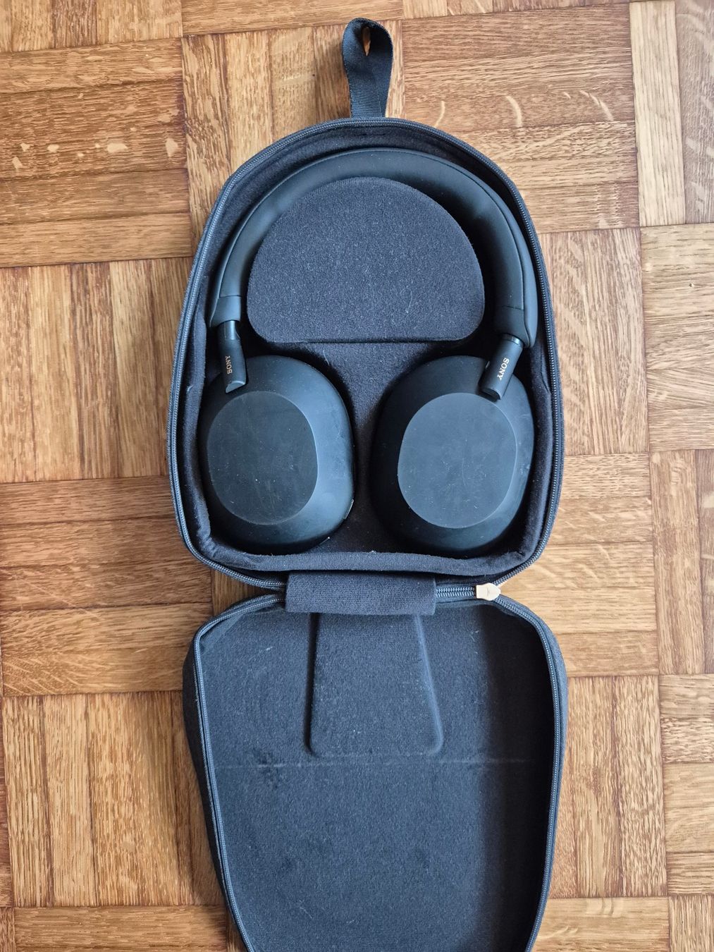 Sony Cuffie: Sony WH-1000XM5 Kopfhörer schwarz – Usato da Zürich venduto da Kallina2000 1