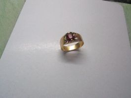 Antiker-Herrenring mit Echtem Rubin Stein 585 Gold 14 Karat.