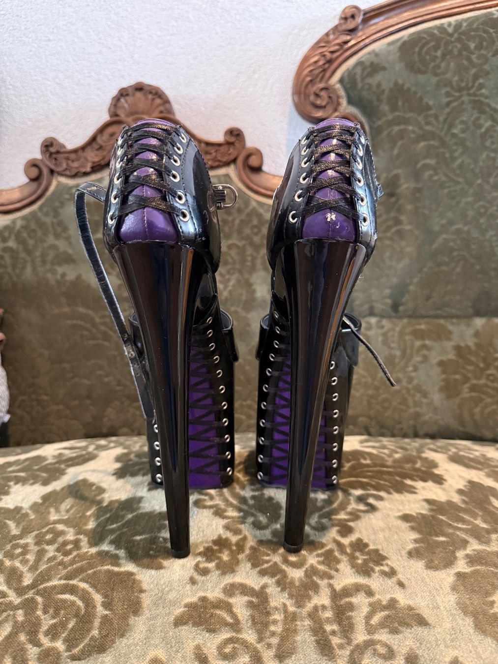 Scarpe da donna: Pompöse Sitz - Schuhe ( Devious) – Usato da Schaan venduto da chinchillali 1