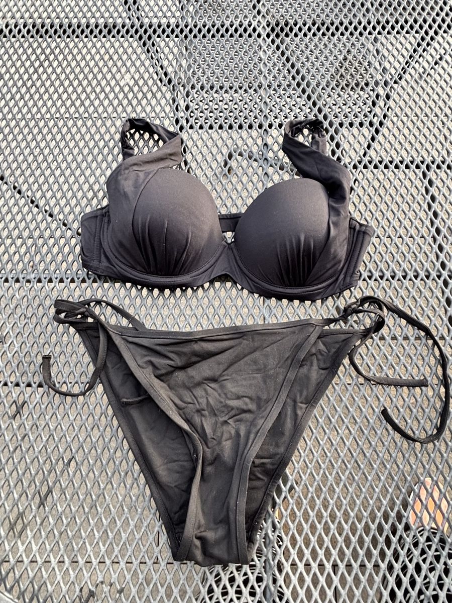 Calzedonia Maillots de bain & Bikinis: Calzedonia Bikini schwarz – D'occasion à Sulzbach par dfrey25