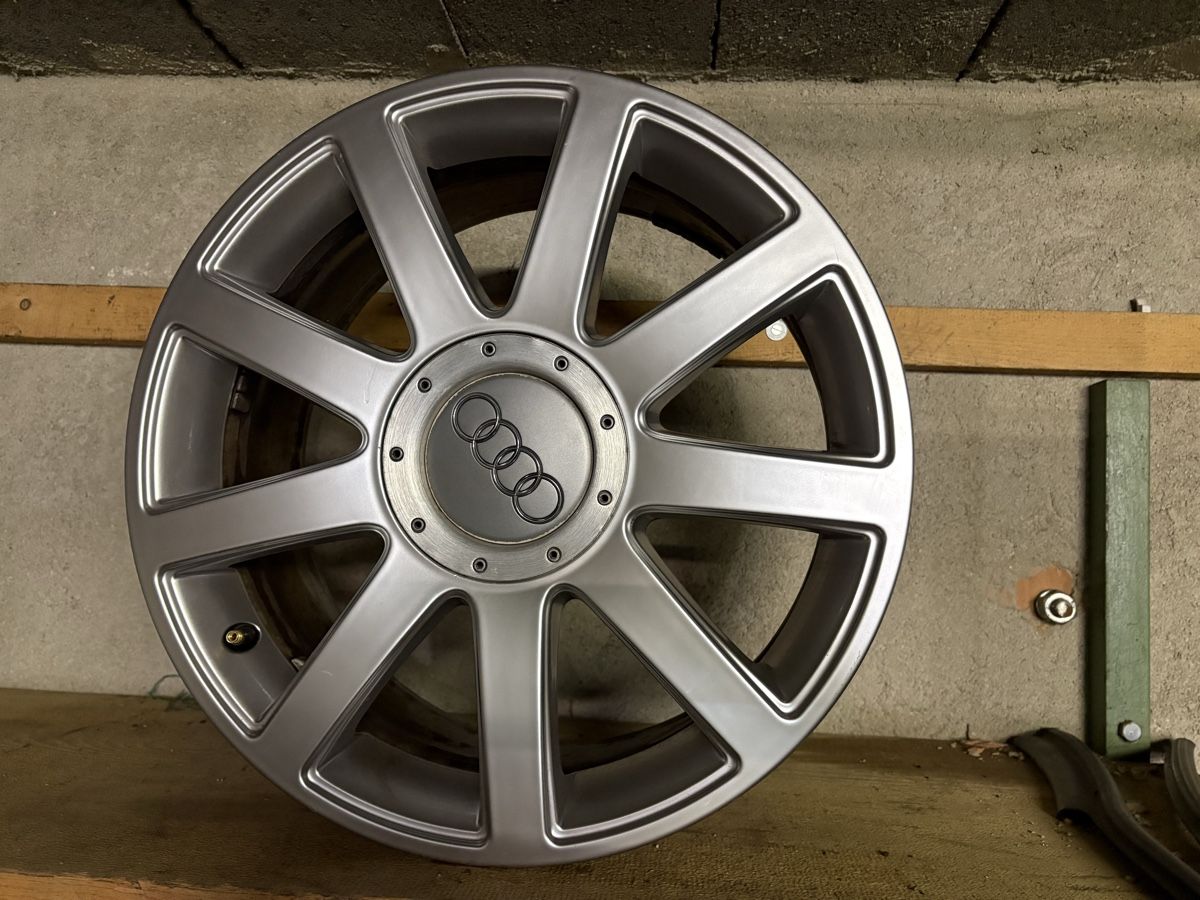 Audi Felgen: Jantes Audi 17 pouces  5x100 – Gebraucht aus Fleurier von gas_vf5g 4