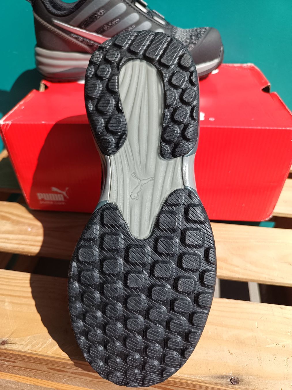 Puma Herrenschuhe: Puma Sicherheitsschuhe S1P ESD HRO SRC 37 – Neu und originalverpackt aus Oberegg von A-Z.Handel.Loehrer 6