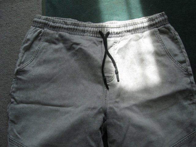 C&A Hosen: CLOCKHOUSE SLIM SHORTS!!DENIM STYLE!! – Gebraucht aus Zürich von Rwinnie 1