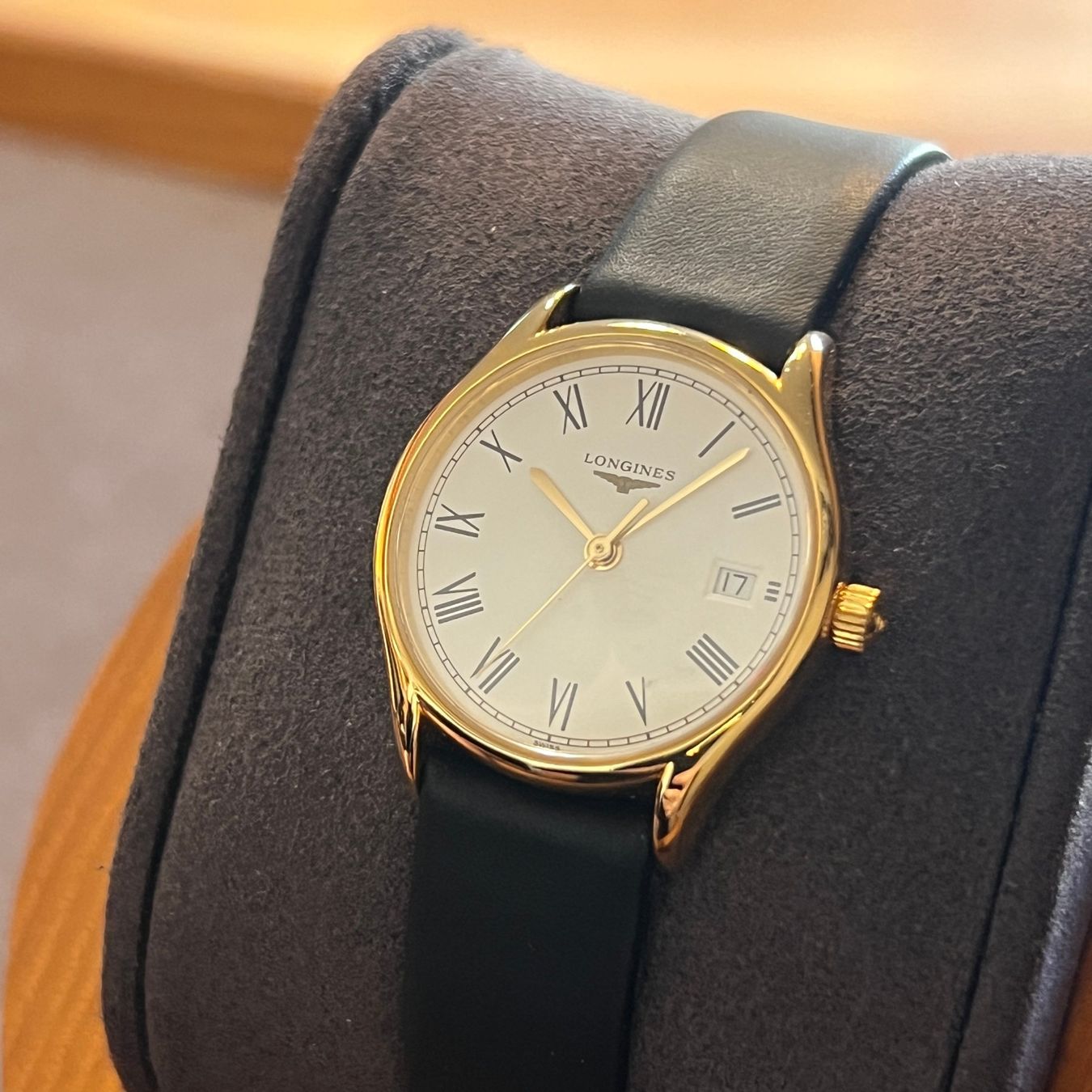 Longines Montres: Longines Lyre Quartz Date White Dial L4.259.2 – D'occasion à Carouge GE par Watchaser 2