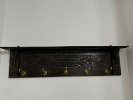 Antike Garderobe aus Holz
