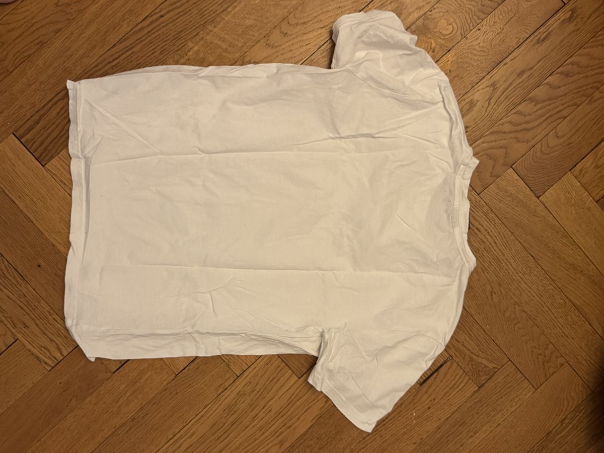 Kleiderpakete: Lots de T-shirt  – Neu (gemäss Beschreibung) aus Genève von pau_nt5g 4