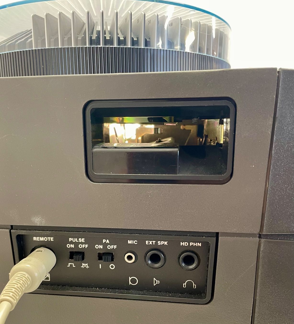 Proiettori: Bell & Howell RINGMASTER Slide Projector Model 840A – Usato da Niederdorf venduto da LeptonAG 5