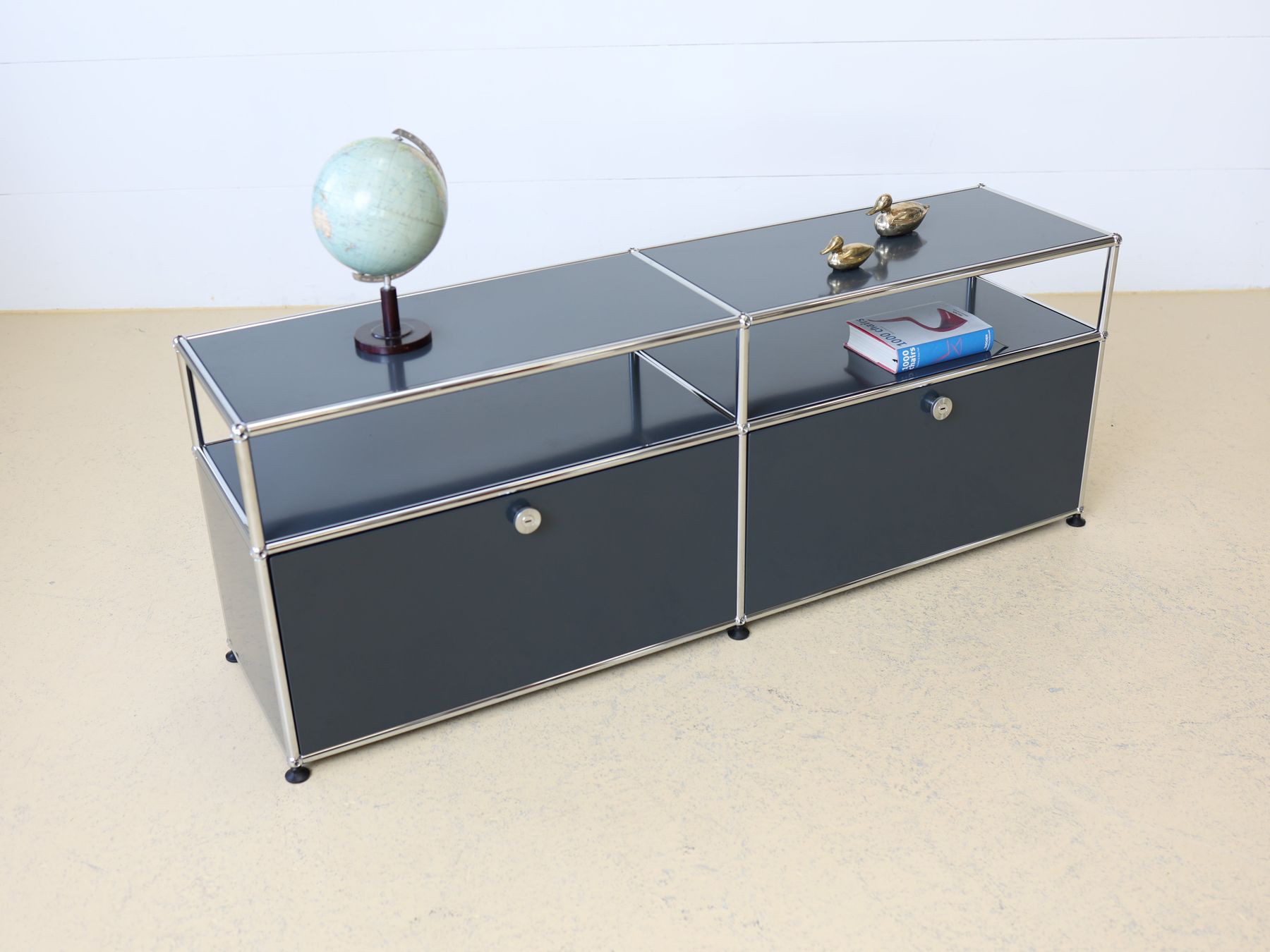USM Kommoden: USM Haller Möbel 2x2 | Anthrazitgrau | Neuwertig – Gebraucht aus Meinisberg von atelier_TILIJA 7
