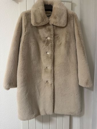 Whistles Wintermantel in Beige