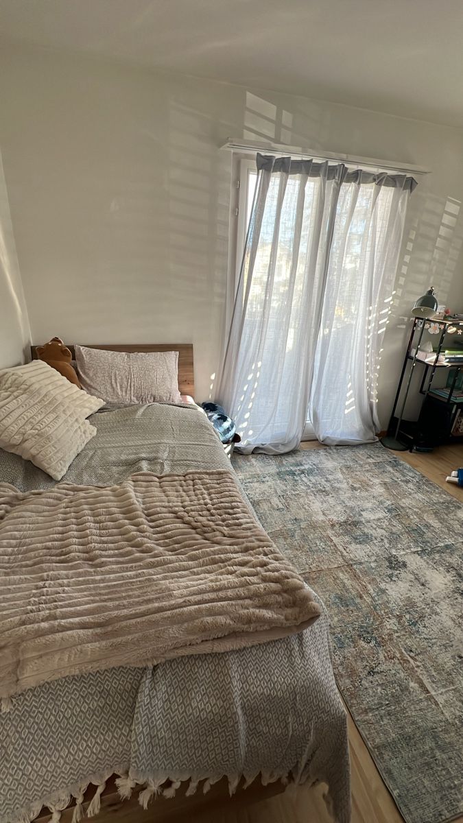 Lits: Bett 100x200cm mit Matratze – D'occasion à Herznach par SF_MOD 1