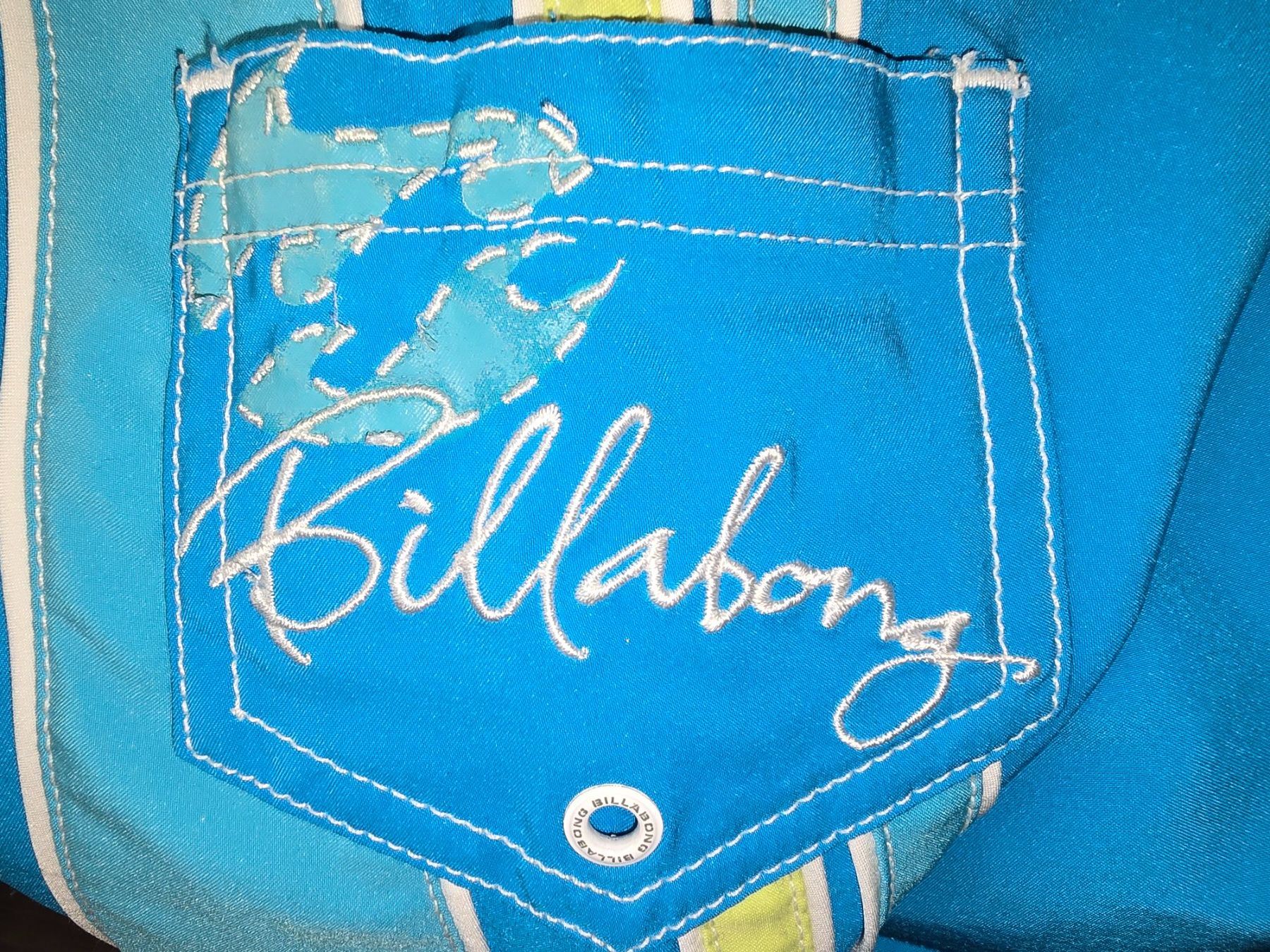 Billabong Pantaloni: Short Billabong, taille 1 (36) – Nuovo (secondo la descrizione) da La Neuveville venduto da Diamise 2