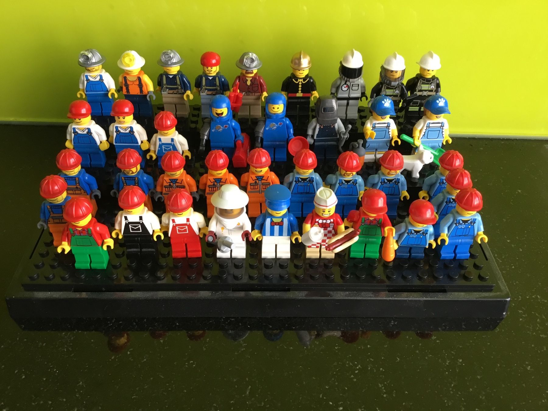 Lego Statuette: Lego Figuren Sammlung – Usato da Basel venduto da Hampe1555 1