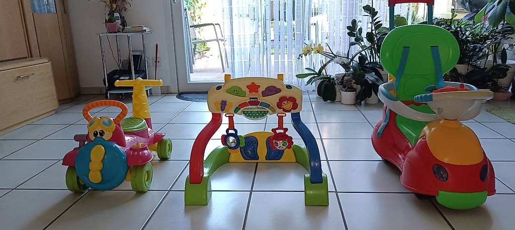 Giocattoli: Kinderspielsachen – Usato da Wohlen AG venduto da TheProf