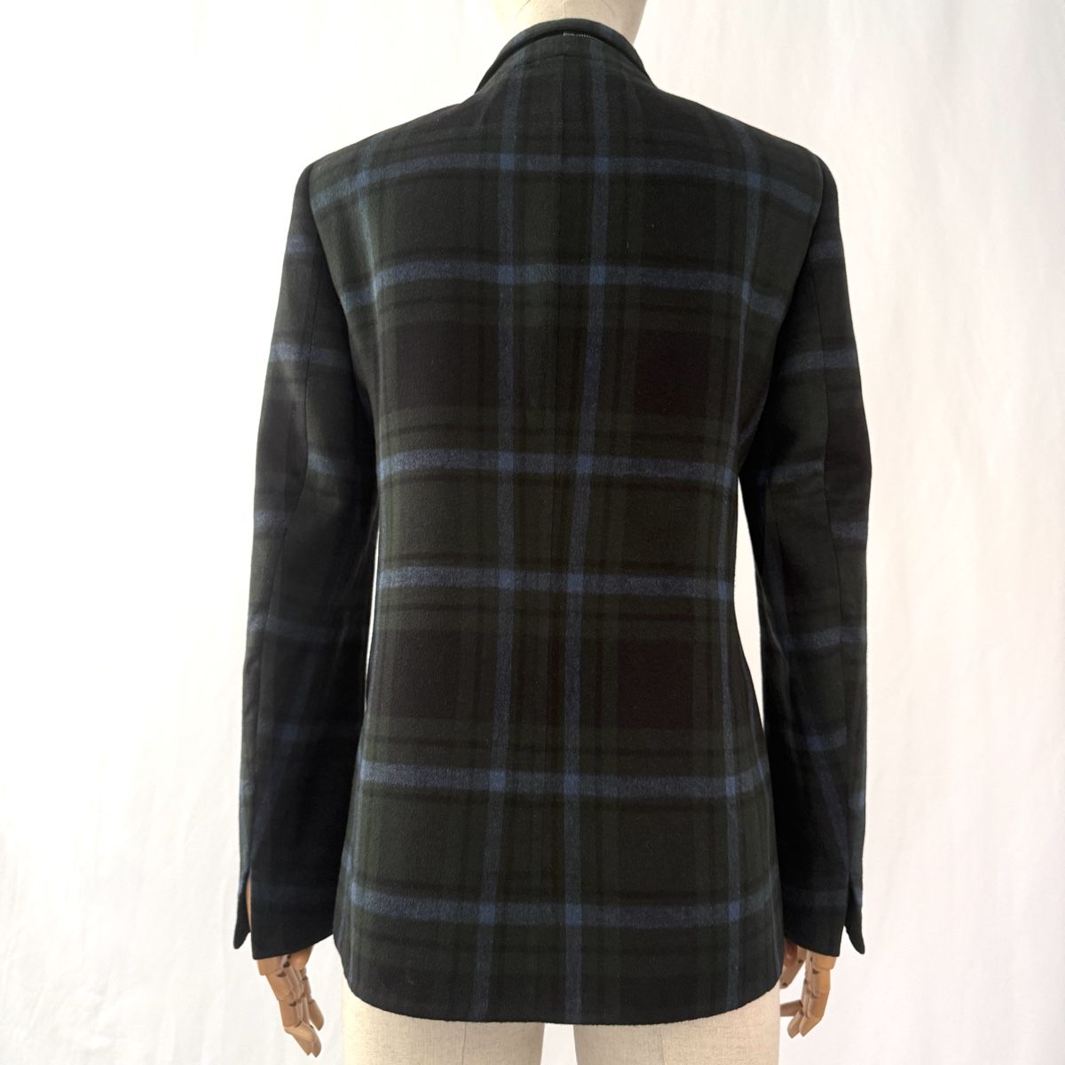 Akris Giacche: AKRIS Silk Jacket – Nuovo (secondo la descrizione) da Freienbach venduto da Avviivva_Shop 4