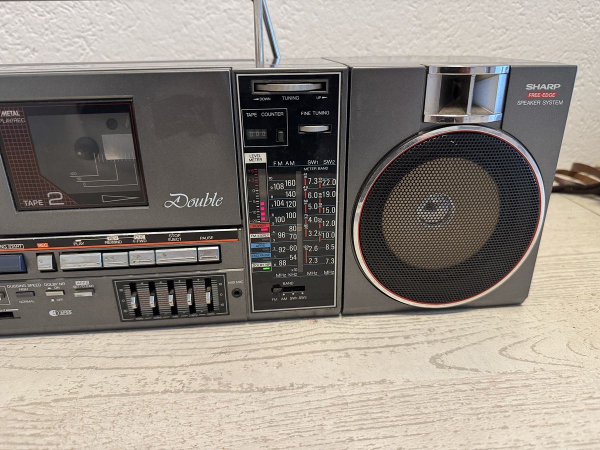 Sharp Radios: sharp qt90 boombox radio – Defekt aus Zunzgen von milesdavis76 2