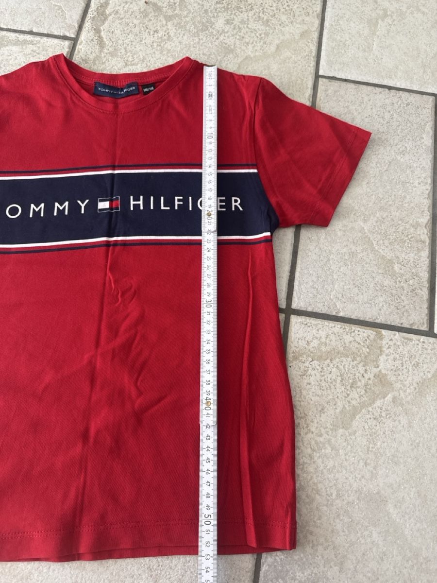 T-shirt: T-Shirt Gr.140, Brief 2.50 Fr. – Nuovo (secondo la descrizione) da Waltenschwil venduto da lina-04 4