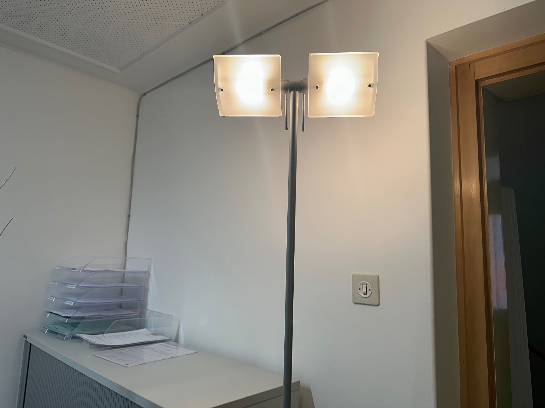 Lampen: neue Stehlampe silber 186cm – Neu (gemäss Beschreibung) aus Necker von liq24