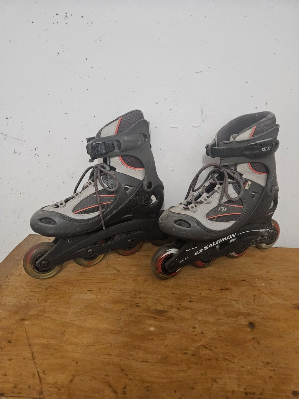 Salomon Pattini in linea & Pattini a rotelle: Rollerblades – Usato da Ostermundigen venduto da Msmash