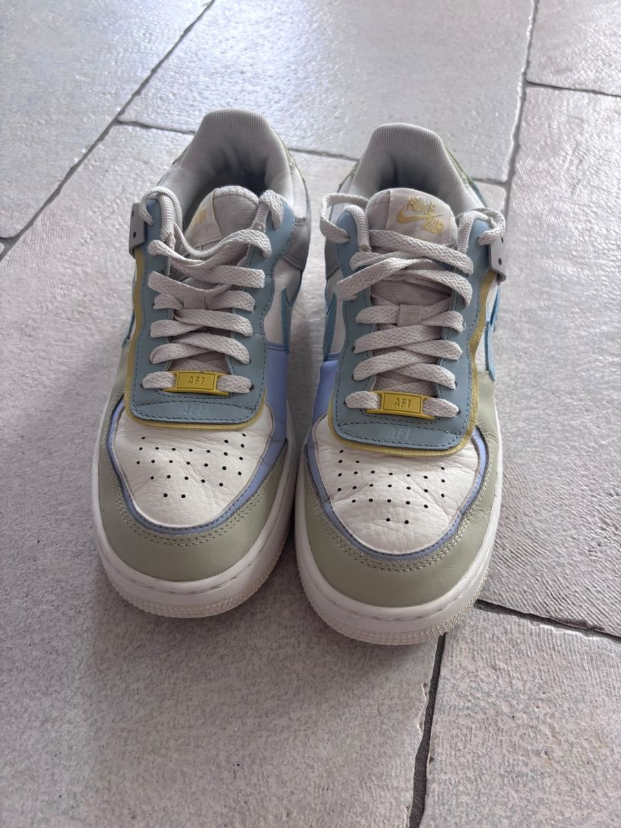 Nike Chaussures hommes: Nike Air Force 1 Baskets Taille 39.5 – D'occasion à La Chaux-de-Fonds par seb6969 1
