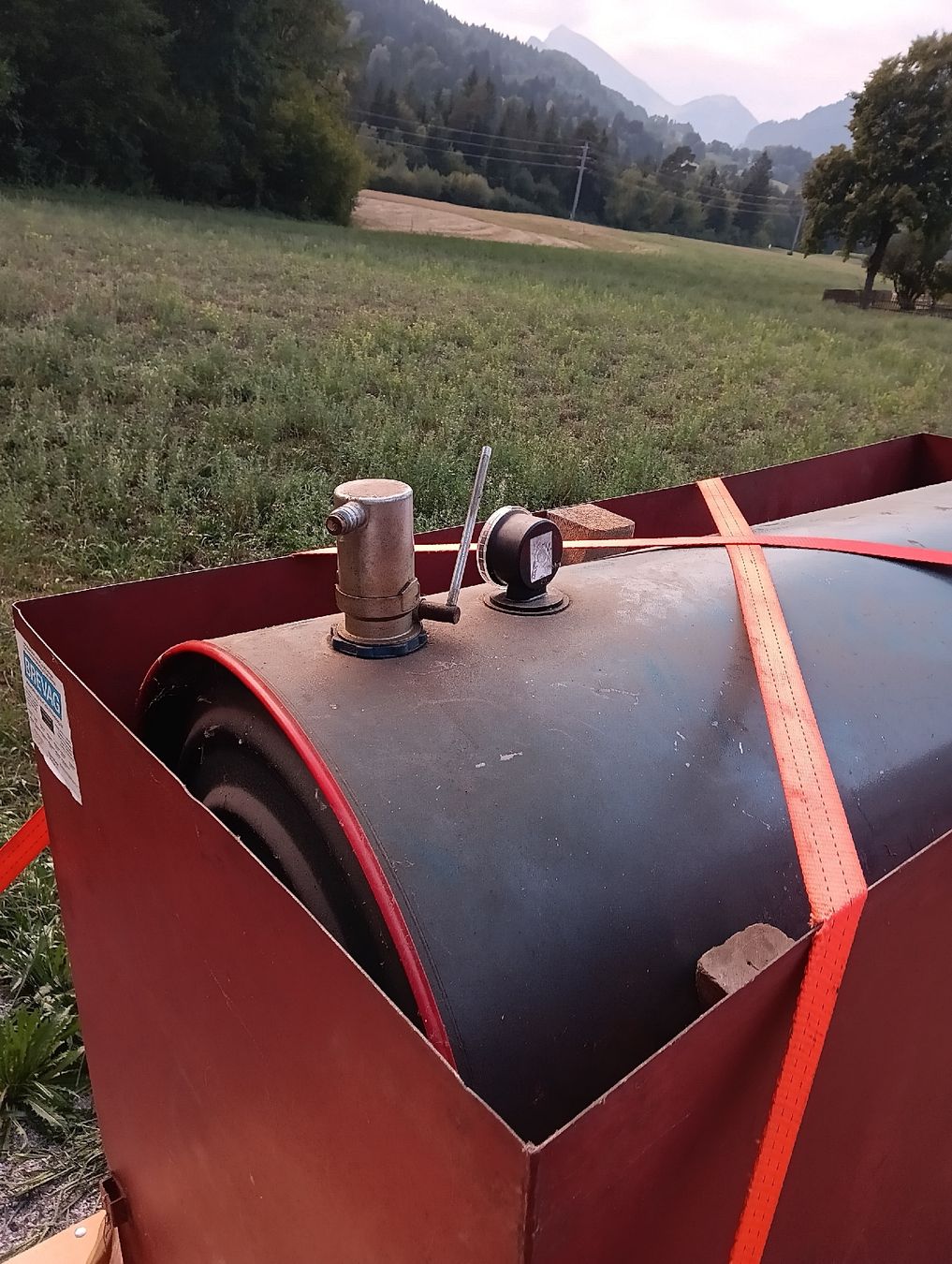 Accessori per altri veicoli: Dieseltank – Usato da Latterbach venduto da Kauert 1