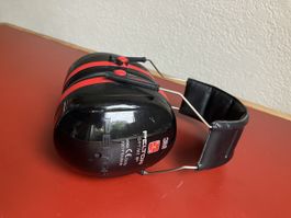 3M Peltor Optime III Gehörschutz, guter Zustand