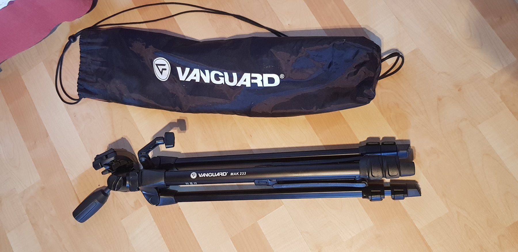 Supporti a parete: Fotostativ Vanguard Mak 233 – Usato da Heimiswil venduto da triskeli 9
