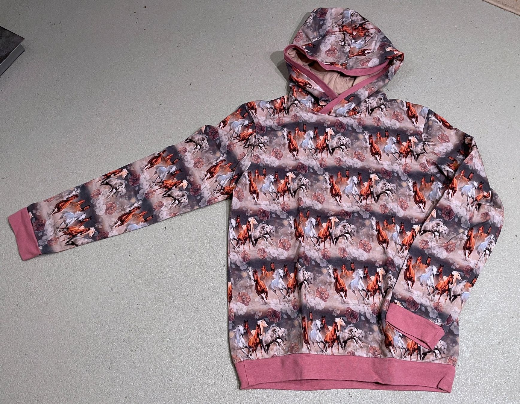 Pullover & Sweatshirts: 4 wunderschöne Pullis Gr. 152 – Gebraucht aus Neuendorf von Knopfi 1