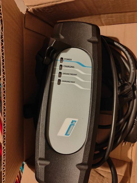 Delphi Caricabatterie: BMW / Delphi EV Charger 7644244-04 – Usato da Davesco-Soragno venduto da ale_dn6g