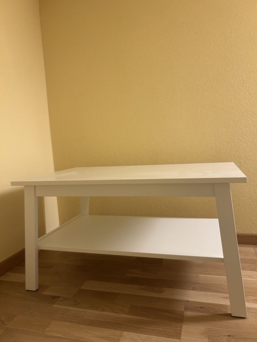 Tavoli: Couchtisch weiss mit Ablage -schlicht und modern – Usato da Maisprach venduto da _aliciarebecca_