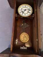 Antike Wanduhr "Dom Cous" R. Bernard, frisch revidiert!