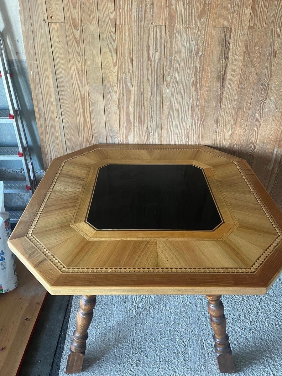 Tables: Tisch – D'occasion à Zuzwil SG par salome24 1
