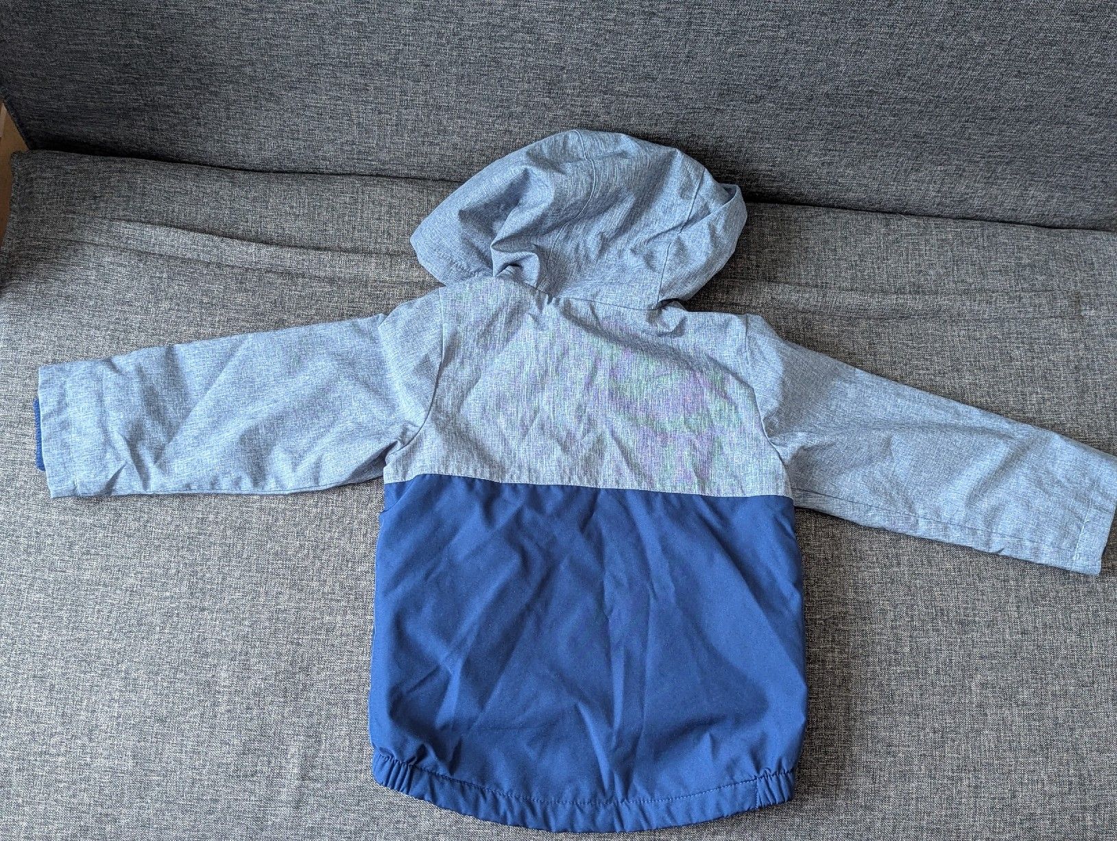 Jacken & Mäntel: Jacke, 92 cm – Gebraucht aus Zofingen von Droni_A 1