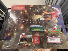 Weihnachtszug mit Licht und Sound - Neu und unbespielt!