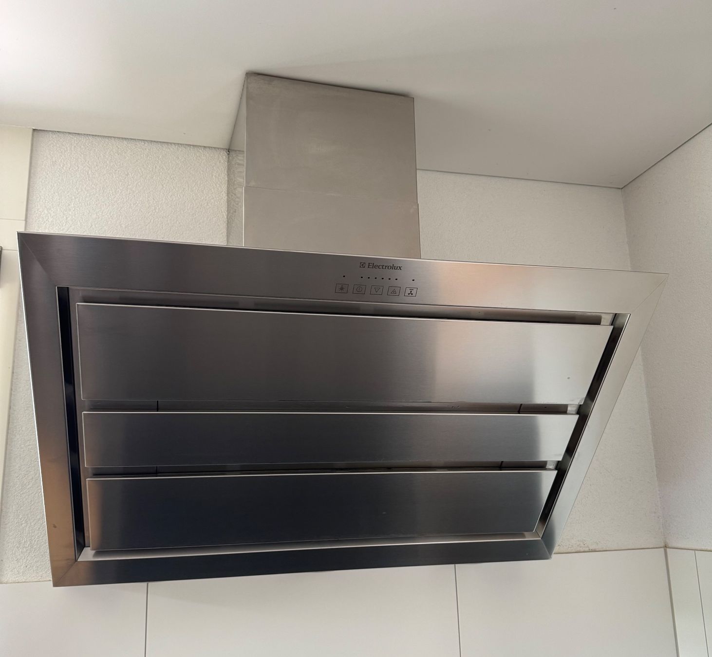 Electrolux Cappe di aspirazione: Dampfabzug – Usato da Jonschwil venduto da Denama0