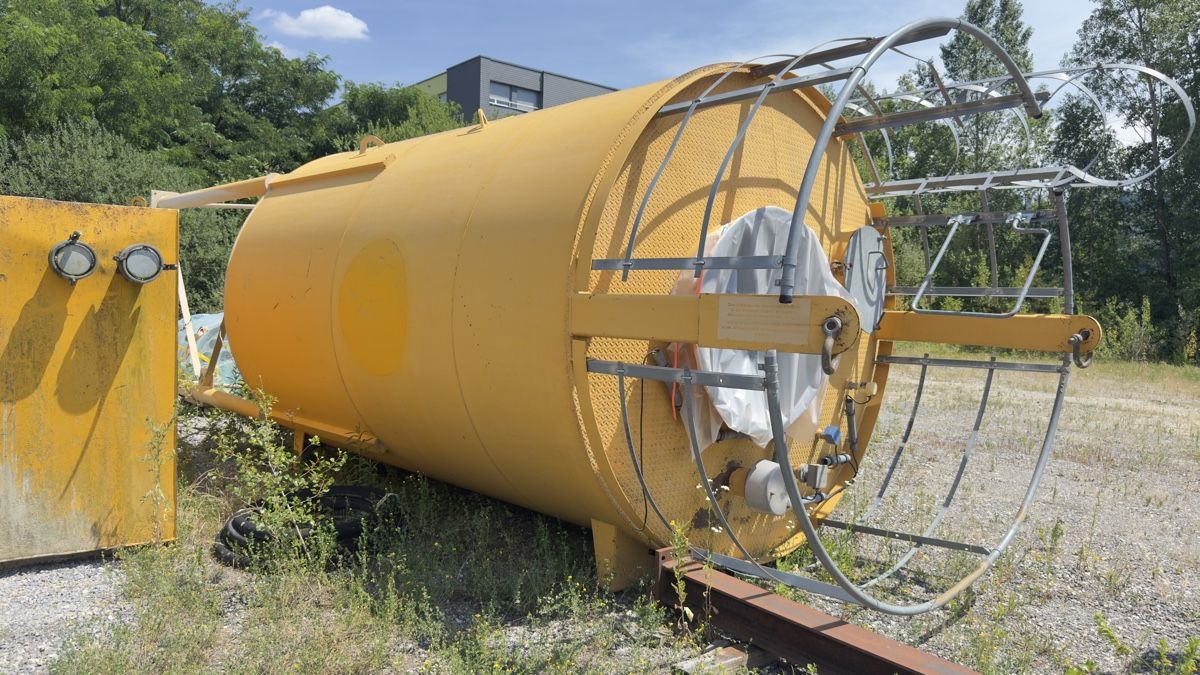 Accessori: Zementsilo Doubrava 35M3 MS50TX01 – Usato da Koppigen venduto da JakupiFahrzeughandel 2
