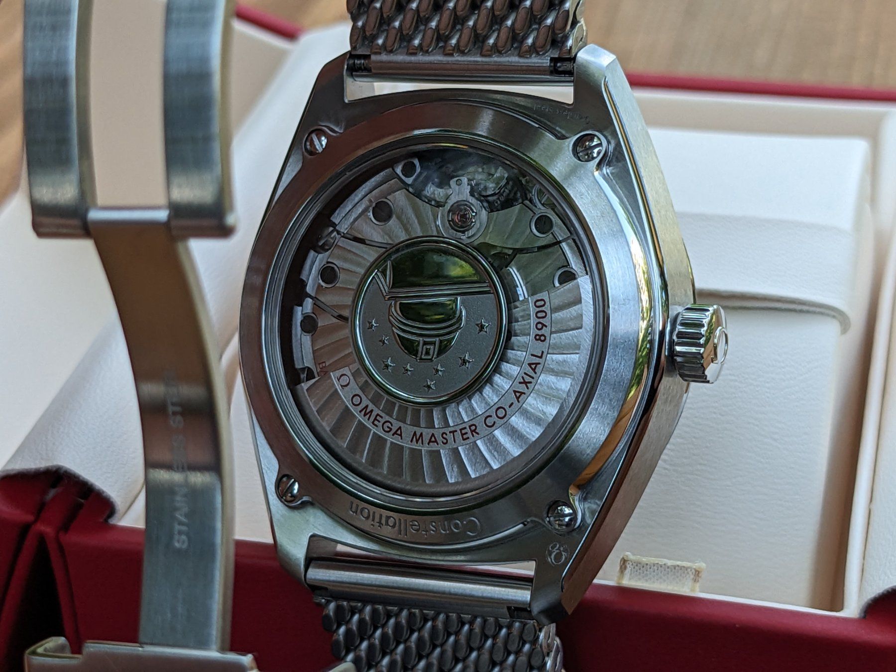 Omega Orologi: Omega Globemaster 130.33.39.21.03.001 mit Holzbox – Nuovo (secondo la descrizione) da Zuerich venduto da blo_qlp9 8