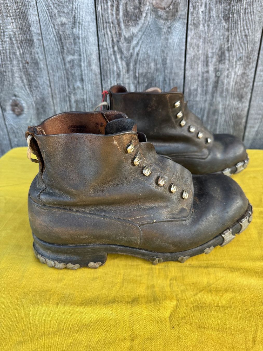 Scarpe da uomo: Bergschuhe mit Zacken, Leder, Wanderschuhe – Usato da Sachseln venduto da BONATI01 3