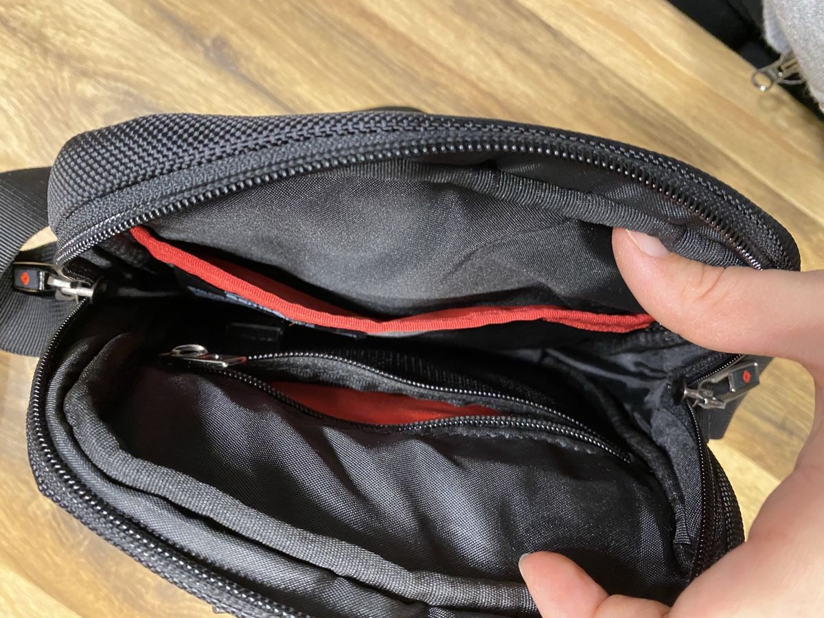 Samsonite Borse: Samsonite Umhängetasche schwarz – Nuovo (secondo la descrizione) da Dübendorf venduto da GinaGiulia 3