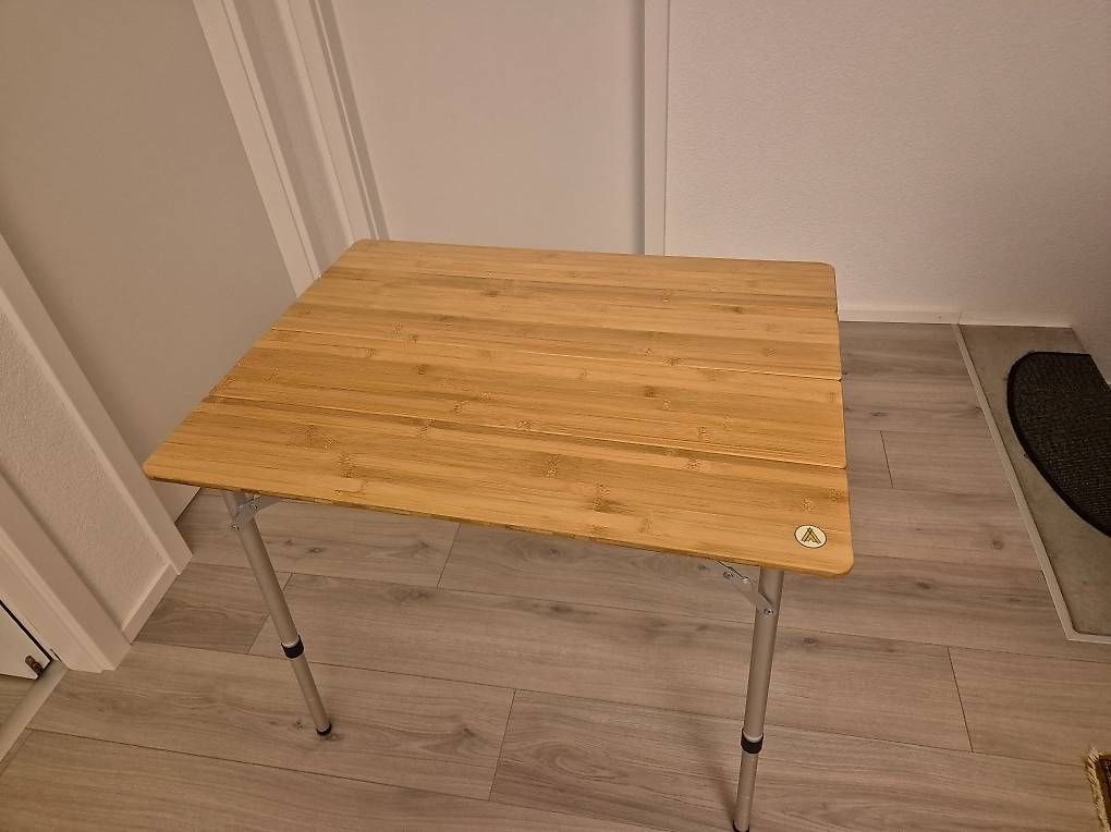 Tavoli: Table de camping Campo Libre LARA (M) pliable – Usato da Lausanne 26 venduto da roh_z8t8