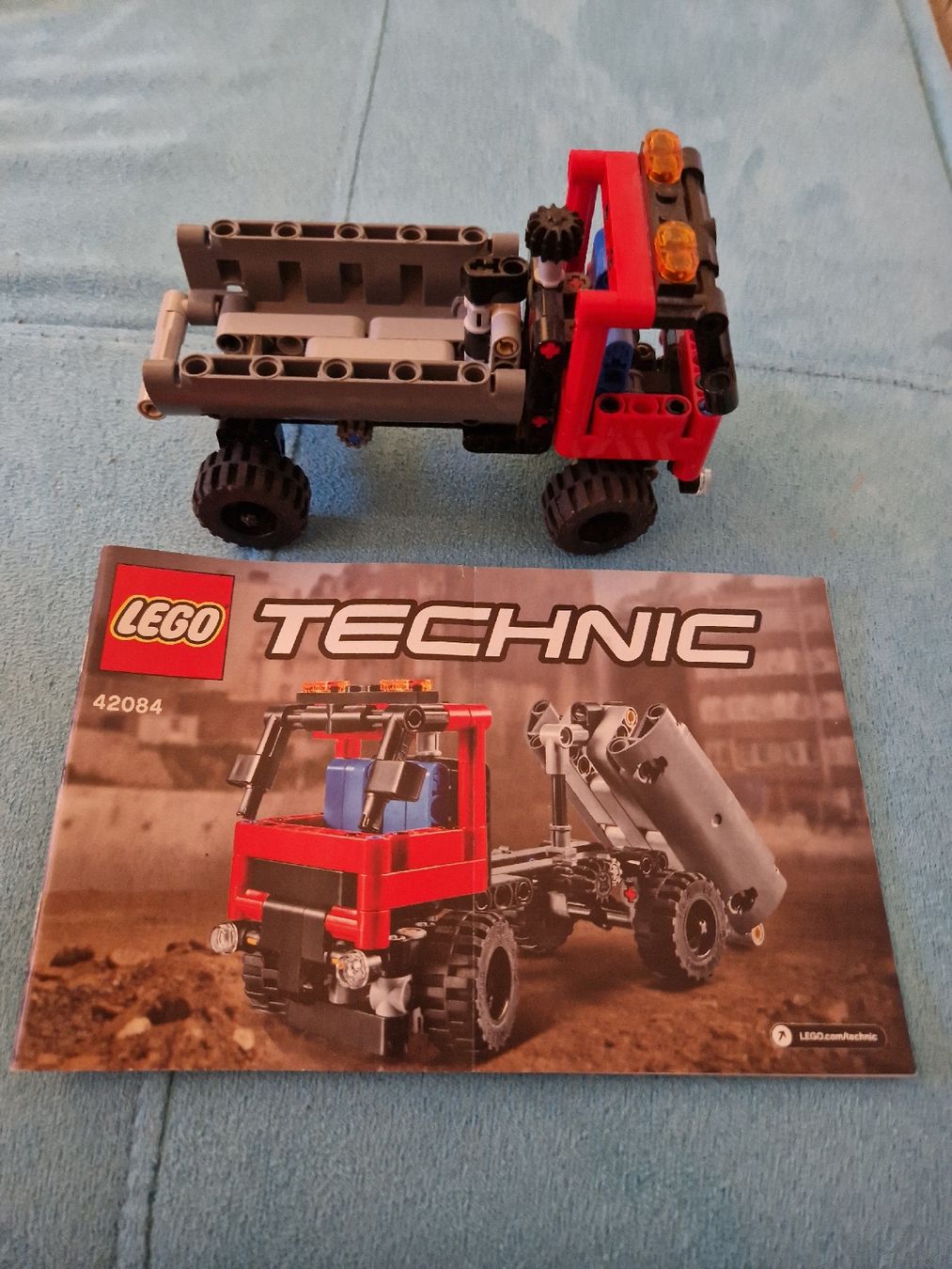 Lego Jeux de construction: 42084 lego – D'occasion à Hergiswil NW par kedova3