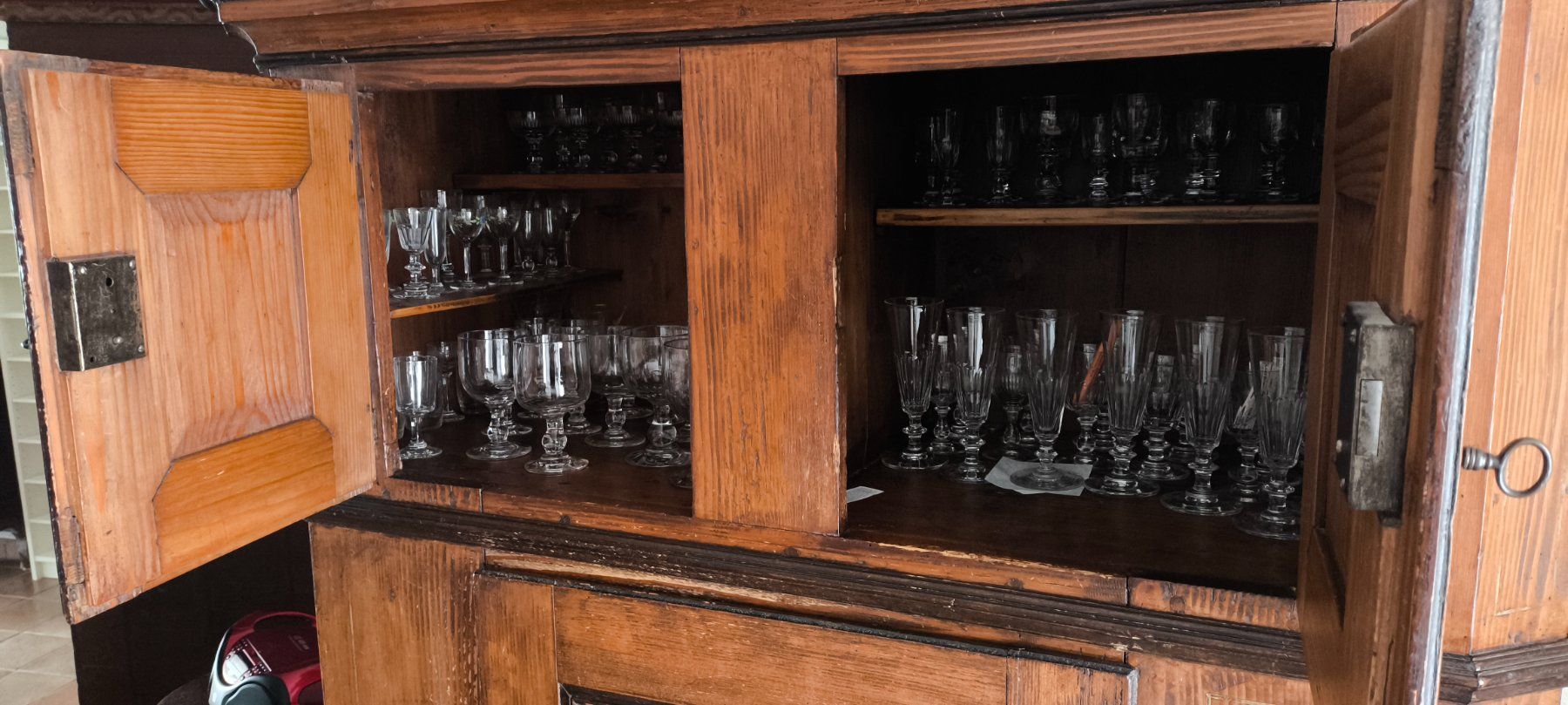 Schränke: Armoire campagnarde XIXème siècle – Gebraucht aus Porrentruy von NGiorda 1