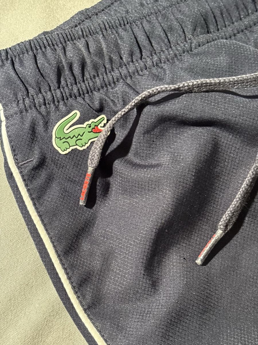 Lacoste Pantaloni: Survêtement Lacoste – Usato da Genève venduto da Nathanwatchch 1