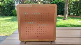 WordClock mit berndeutschem Zifferblatt in Kupfer