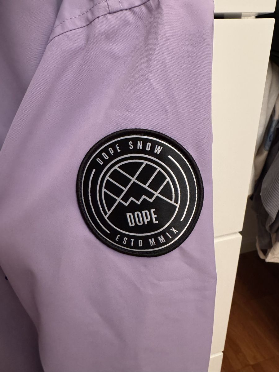Dope Giacche: Dope Snow Jacke Violett – Usato da Obfelden venduto da andrinamariaa 1