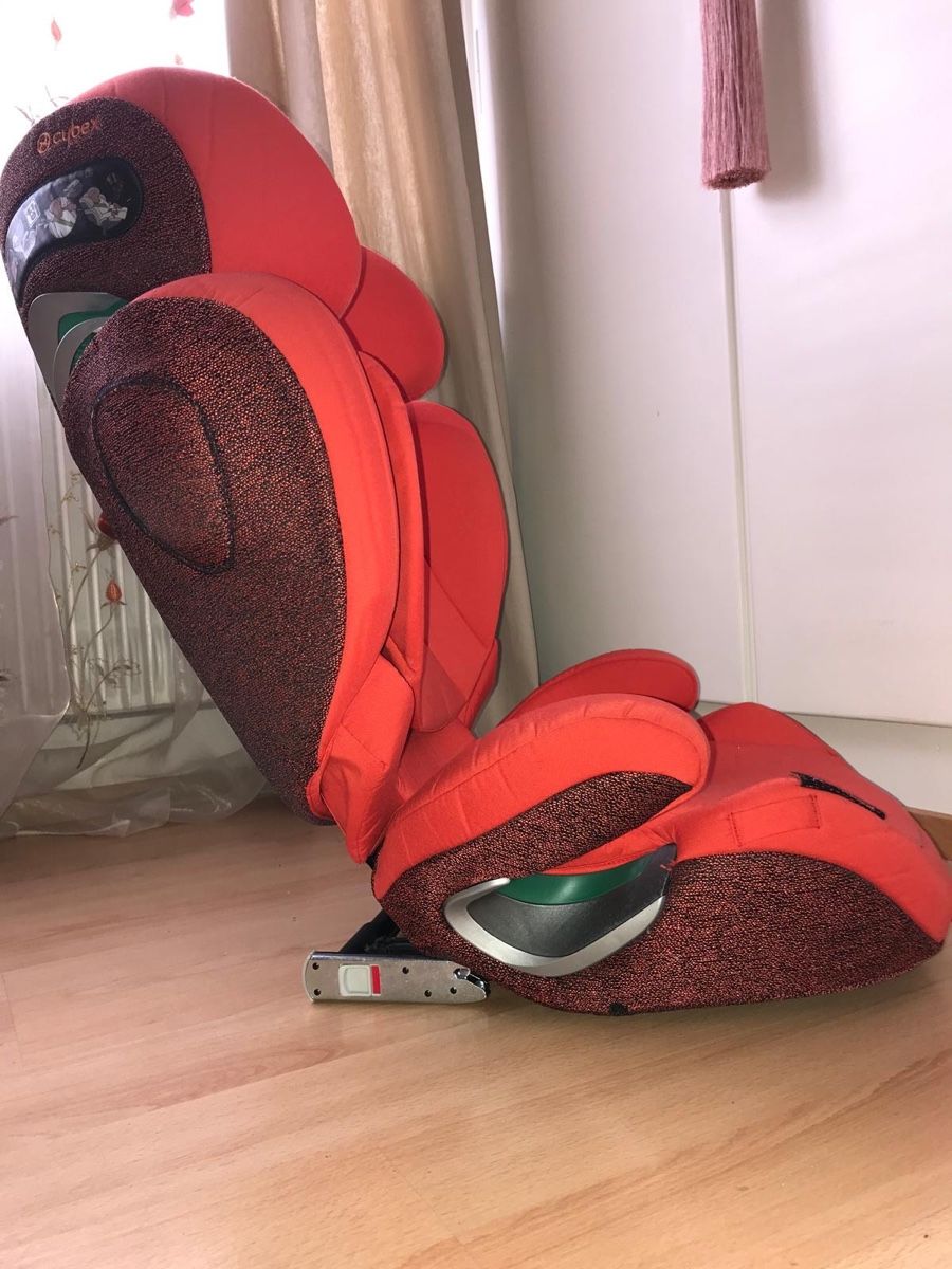Cybex Auto-Kindersitze: Cyber Platinum Solution Zi-fix 100-150 cm  – Gebraucht aus Oberwil BL von Gutundsuperklein16 2